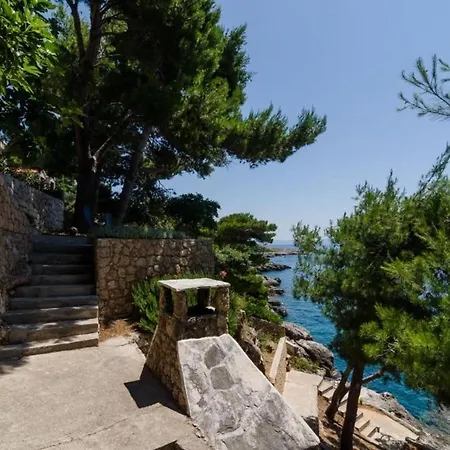Apartment Plavac Mali- One Bedroom With Balcony And Sea View